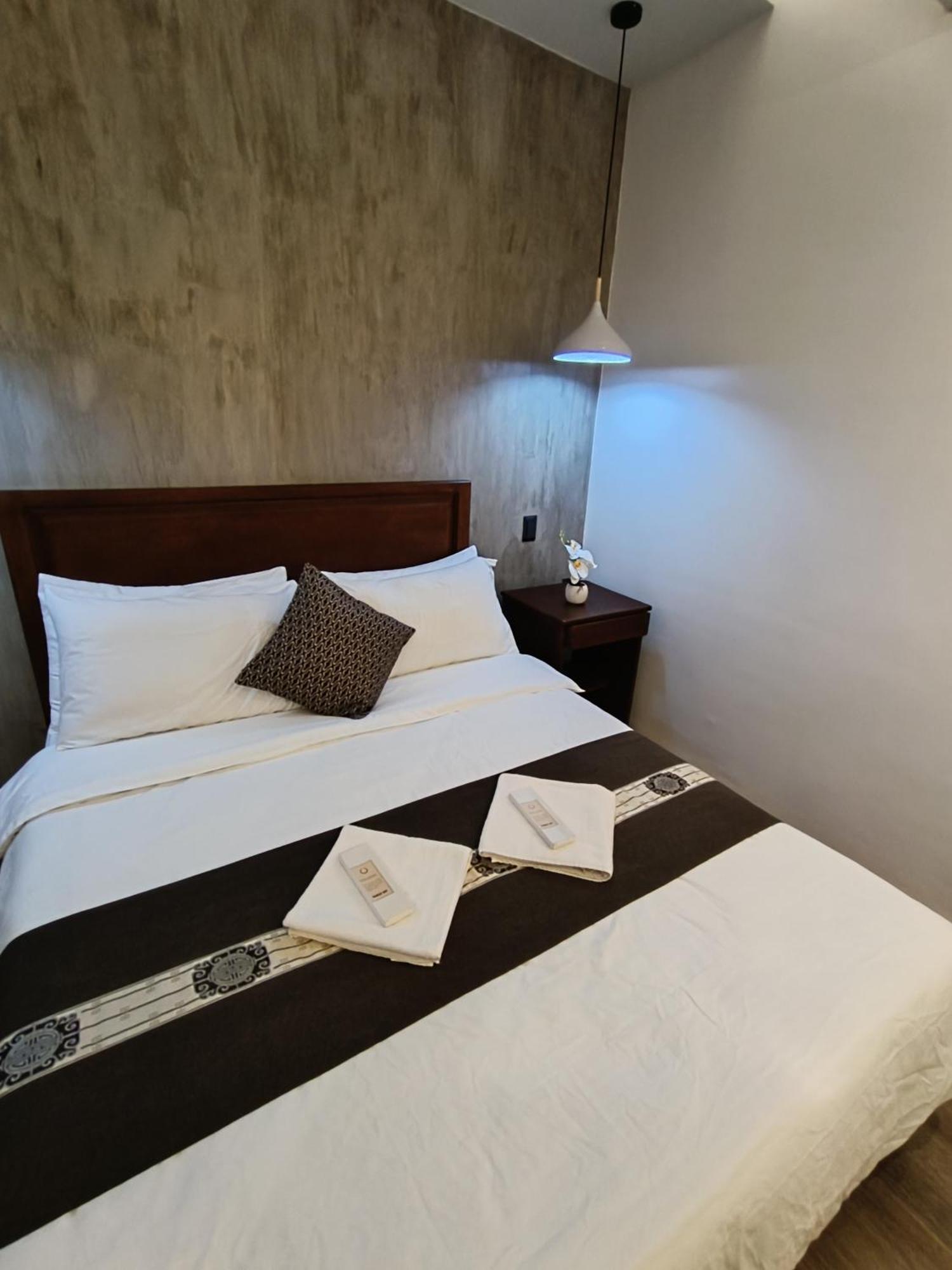 Plato De Ciudad II Hotel Катиклан Екстериор снимка