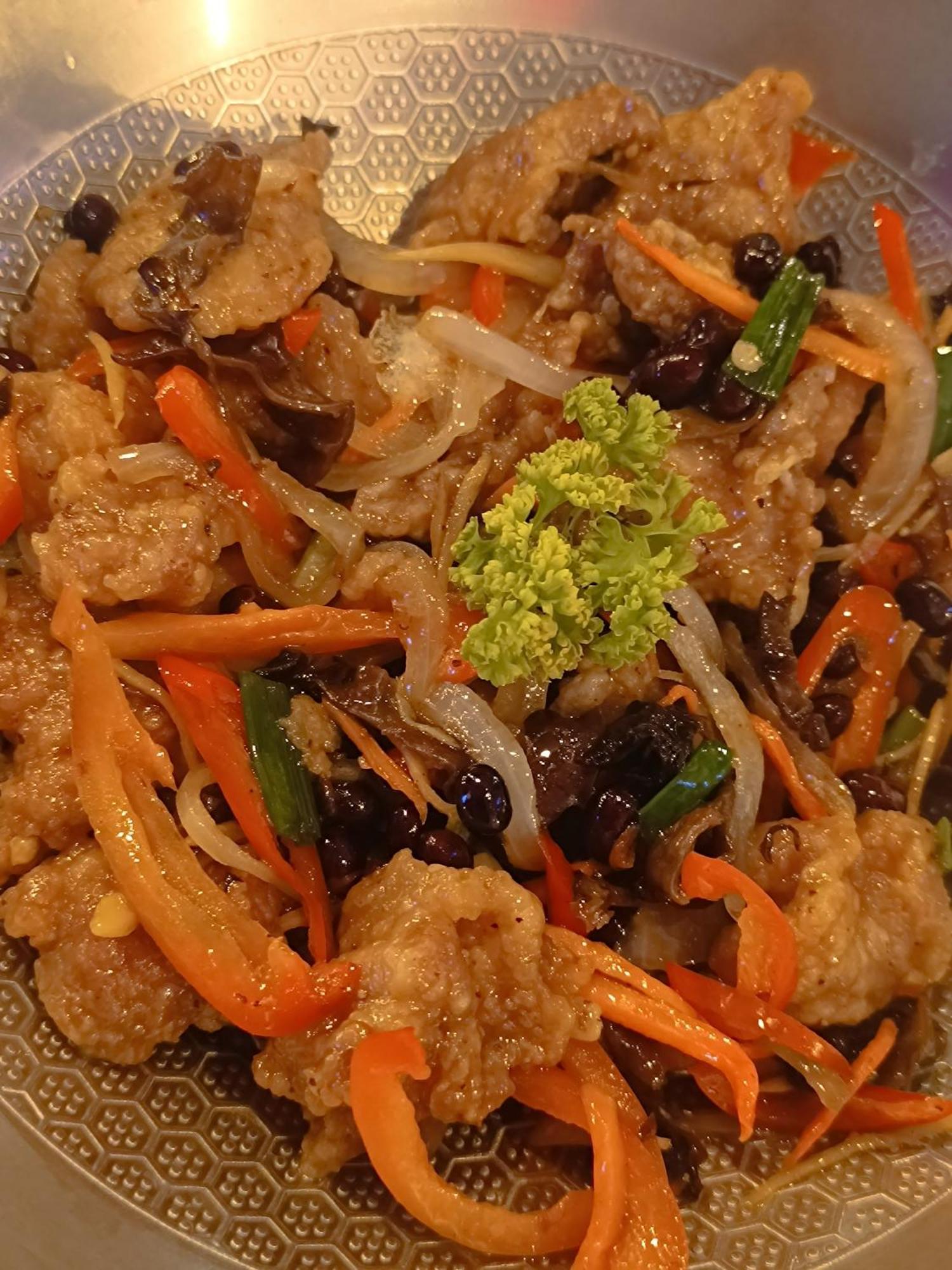 Plato De Ciudad II Hotel Катиклан Екстериор снимка