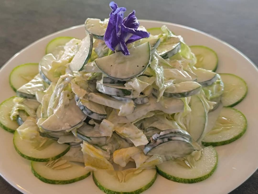 Plato De Ciudad II Hotel Катиклан Екстериор снимка